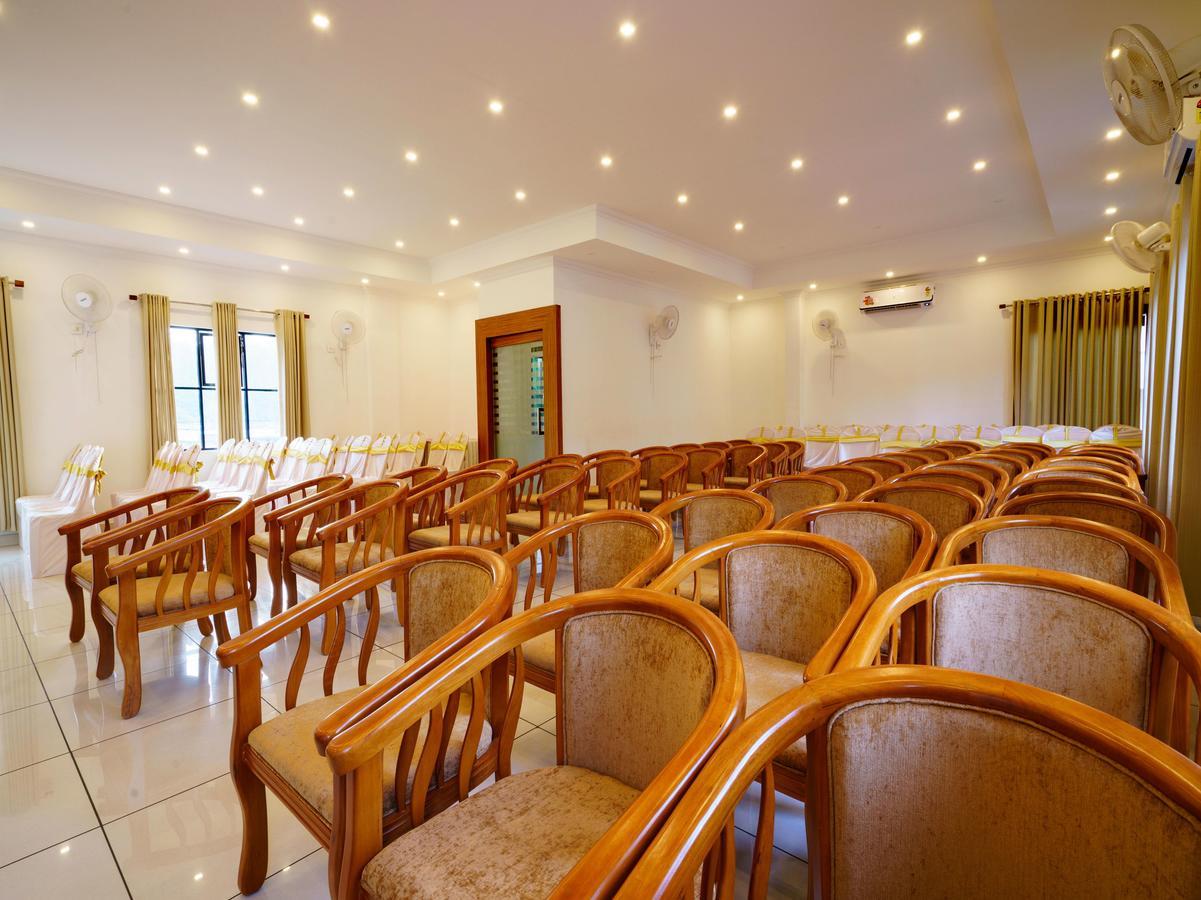 Oyo 9404 Hotel White Fort Mananthavady Dış mekan fotoğraf